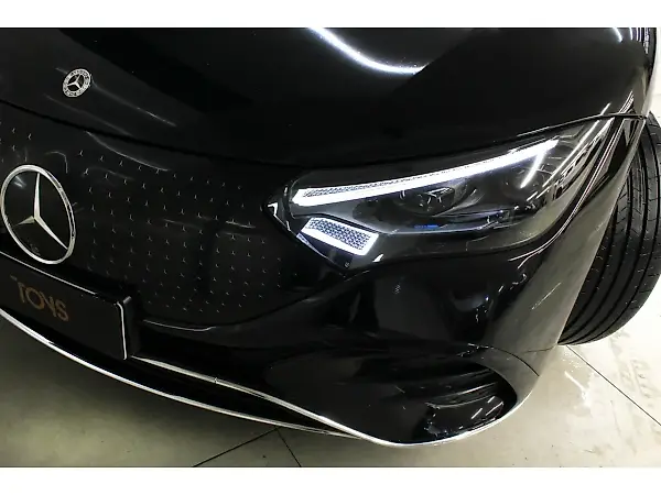 Mercedes Eqe 300 - Imagem 10