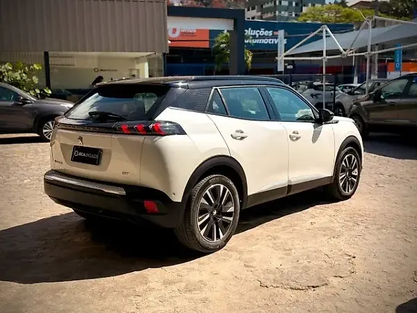Peugeot E-2008 - Imagem 5