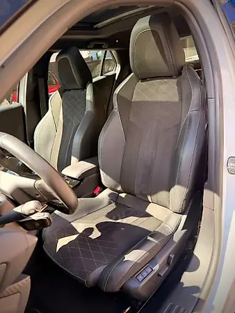 Peugeot E-2008 - Imagem 19