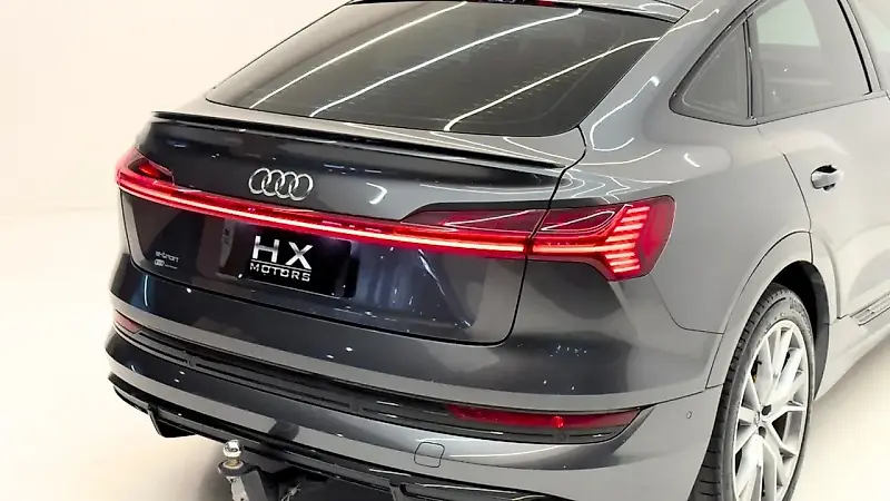 Audi E-tron - Imagem 16