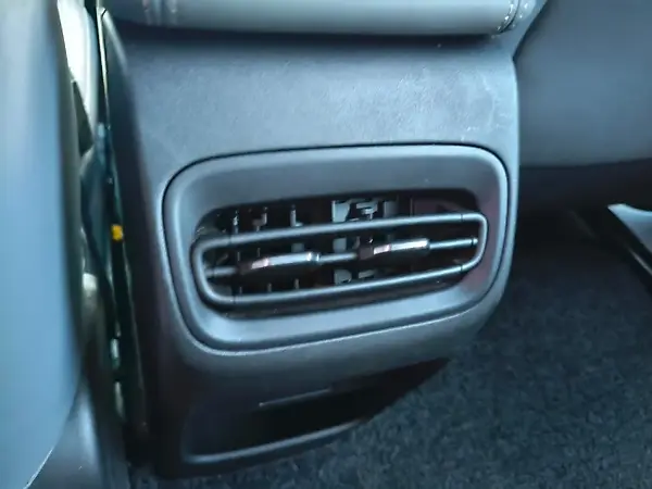Geely EX2 - Imagem 16