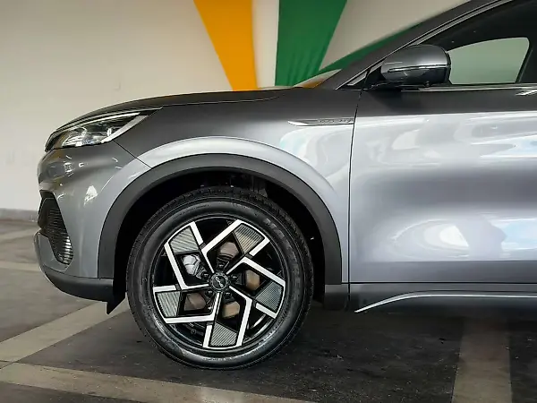 BYD Yuan Plus - Imagem 7