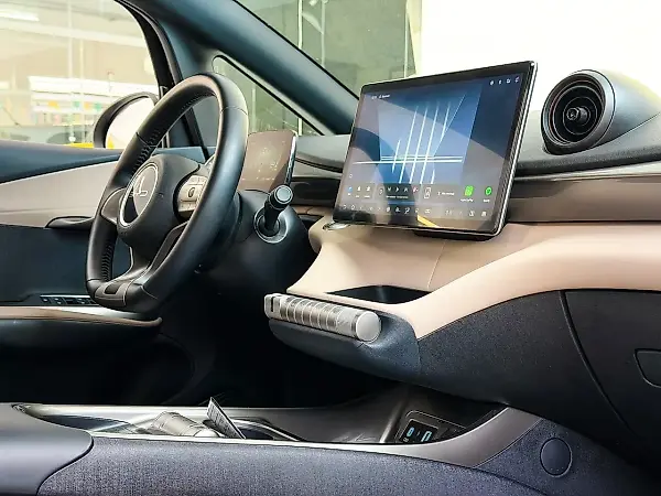 BYD Dolphin - Imagem 8