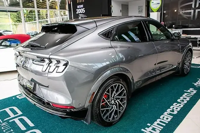 Ford Mustang Mach-e - Imagem 6