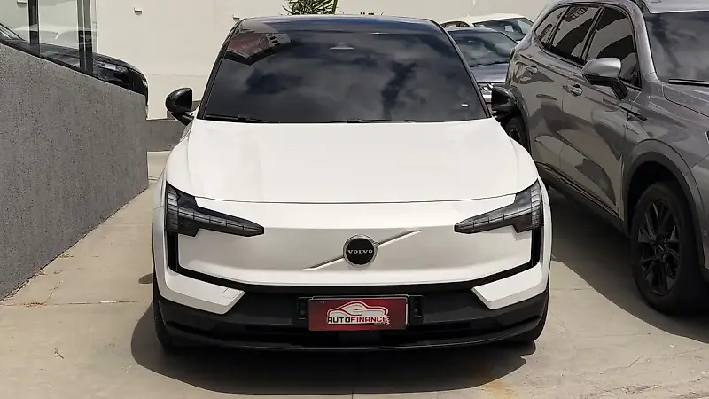 Volvo EX30 - Imagem 3