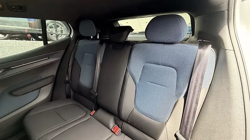 Volvo EX30 - Imagem 17