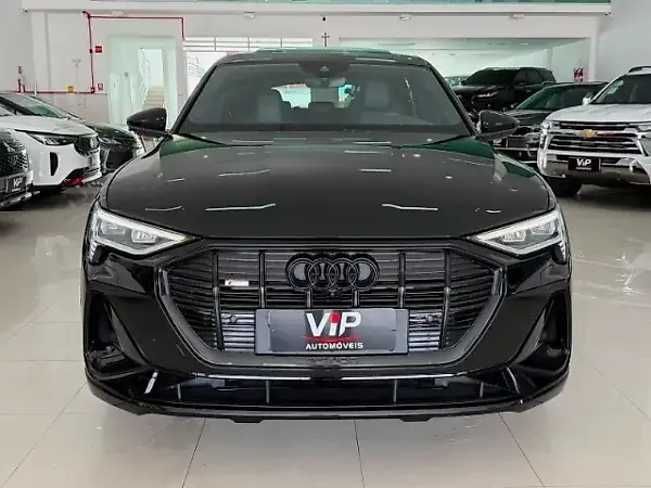 Audi E-tron - Imagem 1