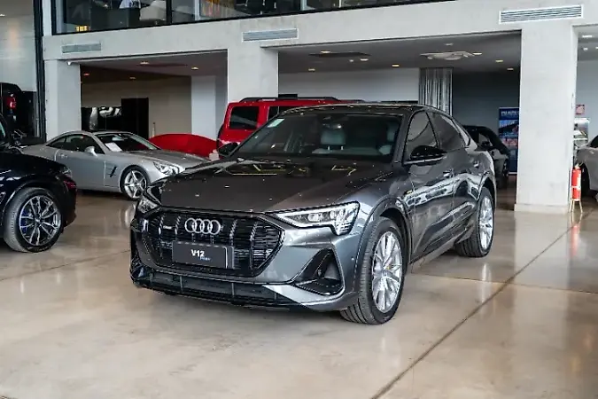 Audi E-tron Sportback - Imagem 1