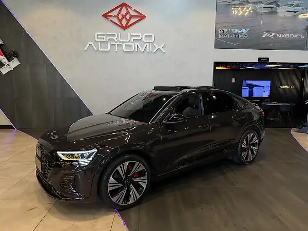 Audi Q8 E-tron - Imagem 1