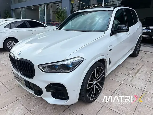 BMW X5 Xdrive50e - Imagem 1