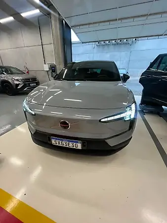 Volvo EX30 - Imagem 1