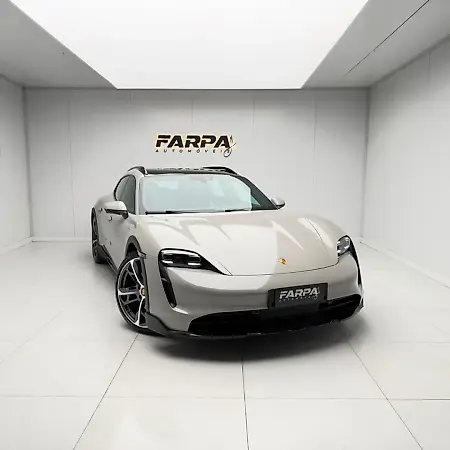 Porsche Taycan - Imagem 1