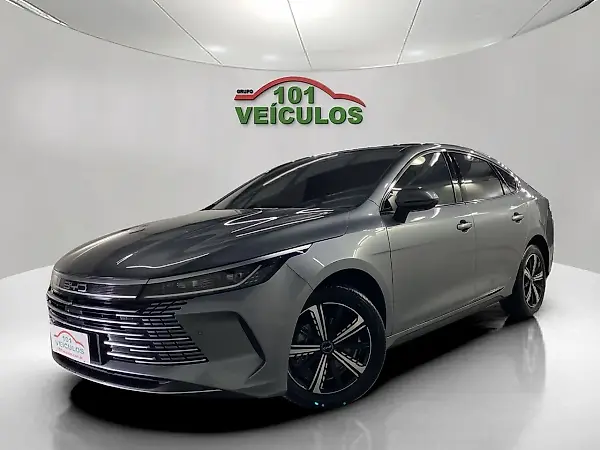 BYD King Dm-i - Imagem 1