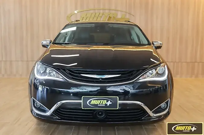 Chrysler Pacifica Plug-in Hybrid - Imagem 2