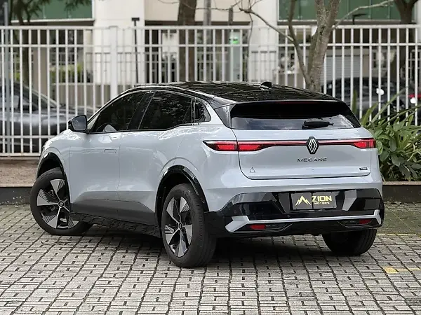 Renault Megane E-tech Electric - Imagem 4