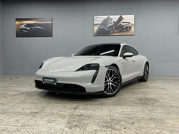 Porsche Taycan - Imagem 1