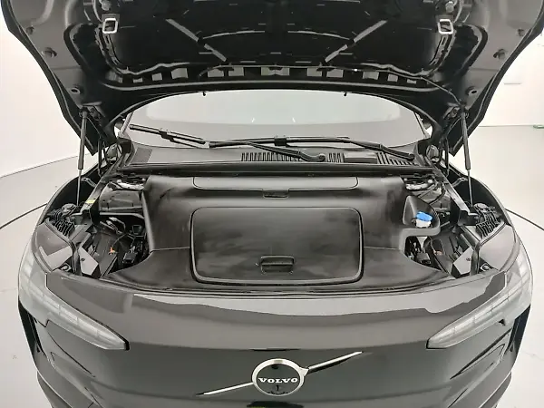 Volvo EX30 - Imagem 5