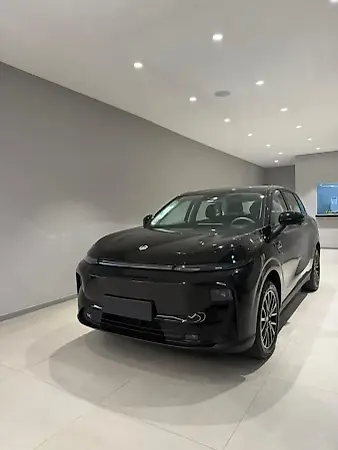 Leapmotor B10 - Imagem 1
