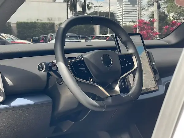 Volvo EX30 - Imagem 4