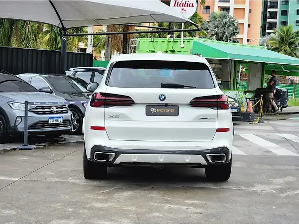 BMW X5 Xdrive50e - Imagem 5