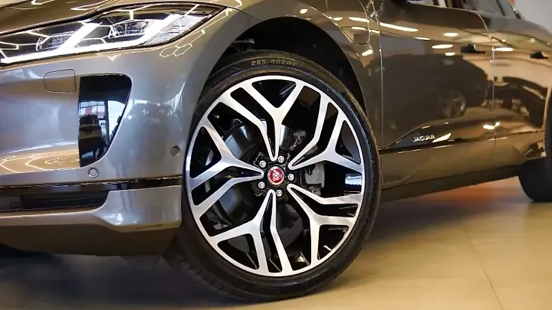 Jaguar I-pace - Imagem 4
