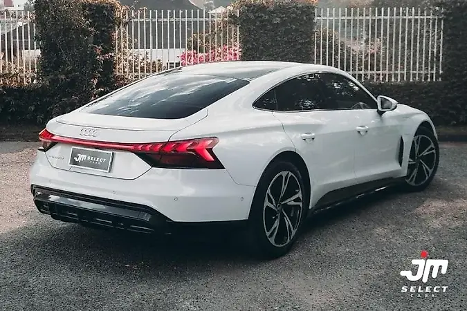 Audi E-tron  GT - Imagem 4