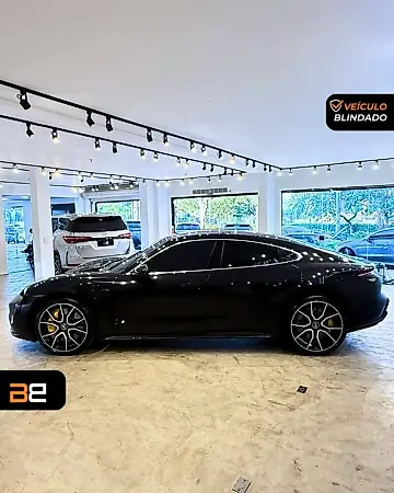 Porsche Taycan - Imagem 5