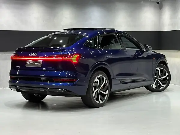 Audi E-tron Sportback - Imagem 4