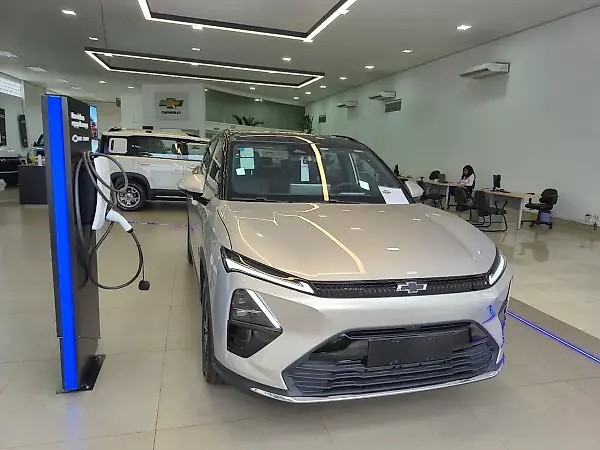 Chevrolet Captiva EV - Imagem 1