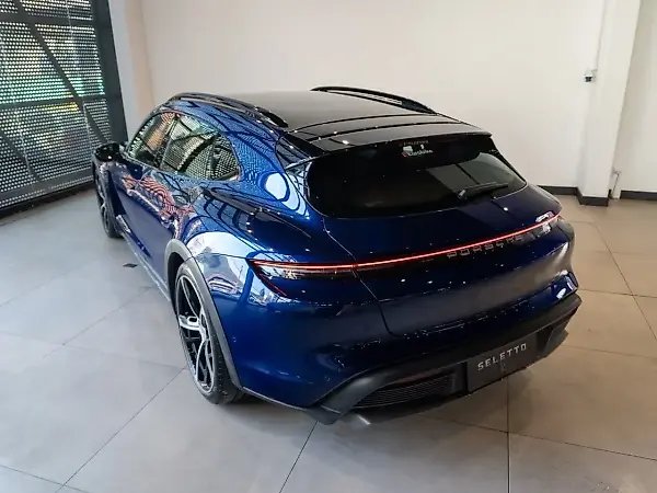 Porsche Taycan - Imagem 3