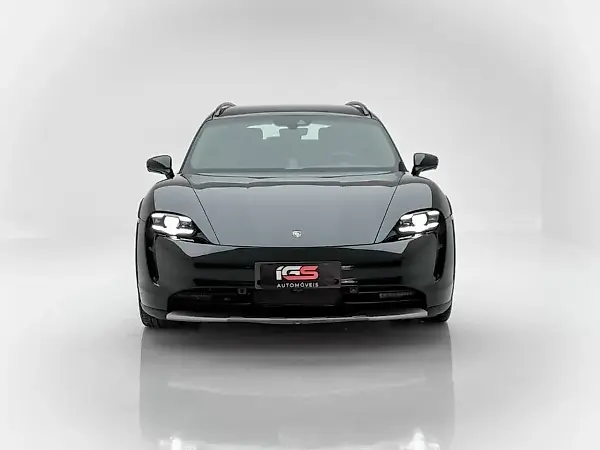 Porsche Taycan - Imagem 1