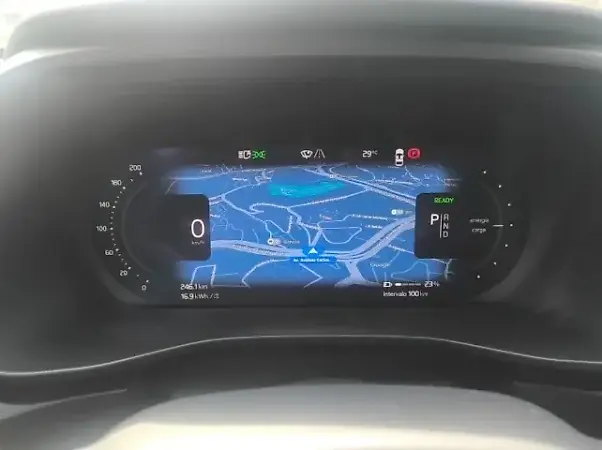 Volvo C40 Recharge - Imagem 2