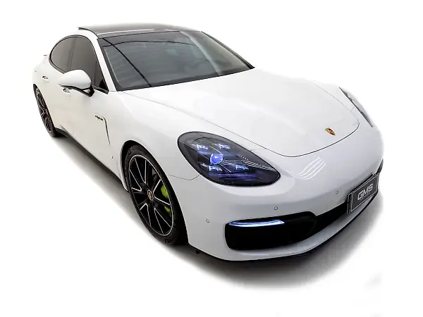 Porsche Panamera E-hybrid - Imagem 1