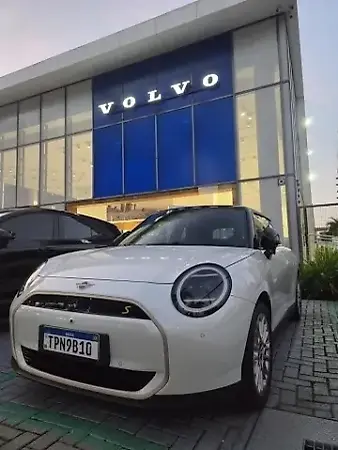 Mini Cooper Elétrico - Imagem 1