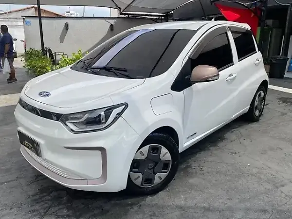 JAC E-JS1 - Imagem 1