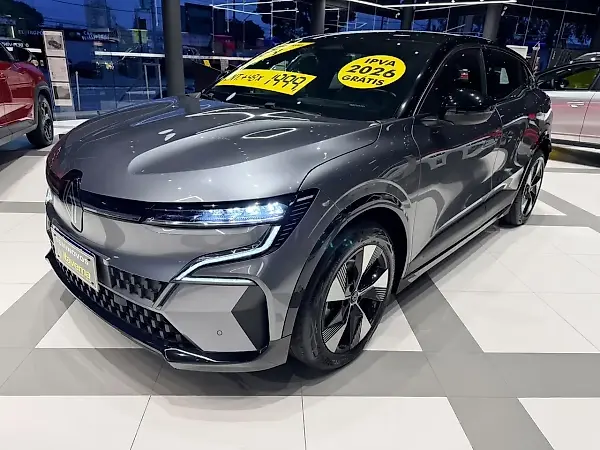 Renault Megane E-tech - Imagem 1