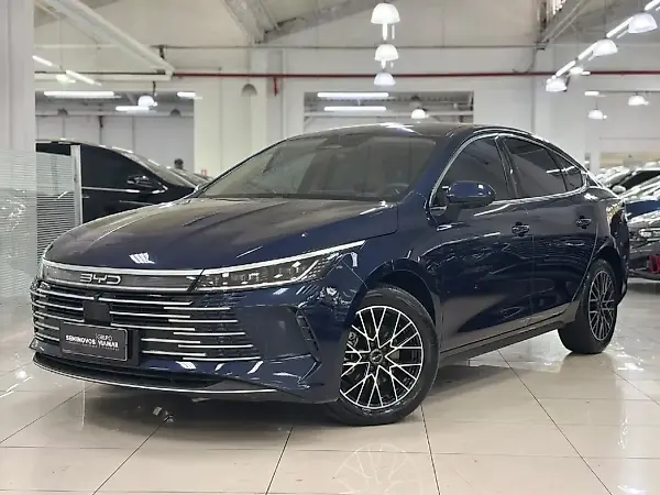 BYD King Dm-i - Imagem 1