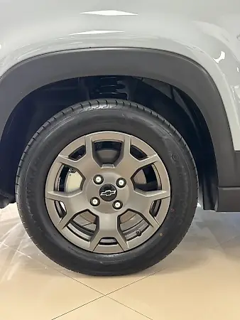 Chevrolet Spark Euv - Imagem 3