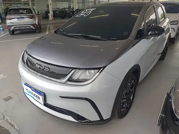 BYD Dolphin Plus - Imagem 1