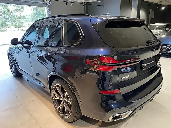 BMW X5 Xdrive50e - Imagem 3