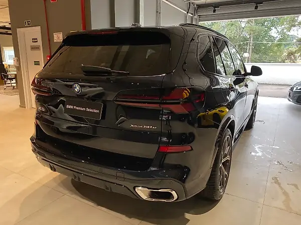 BMW X5 Xdrive50e - Imagem 4