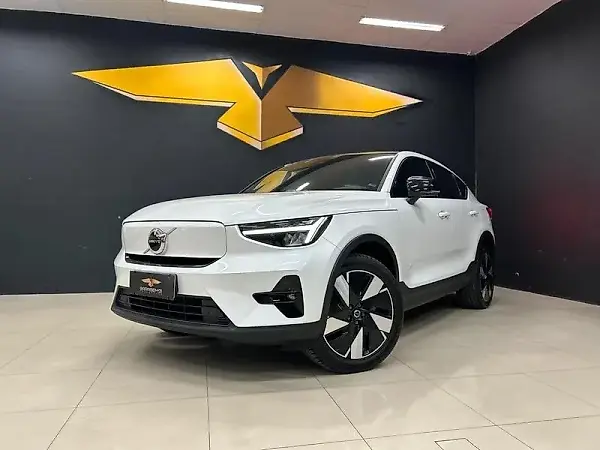 Volvo C40 Recharge - Imagem 1