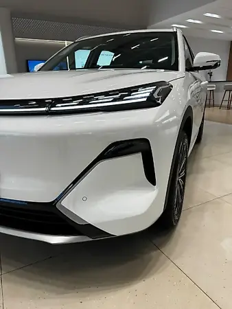 Geely EX5 Em-i - Imagem 1