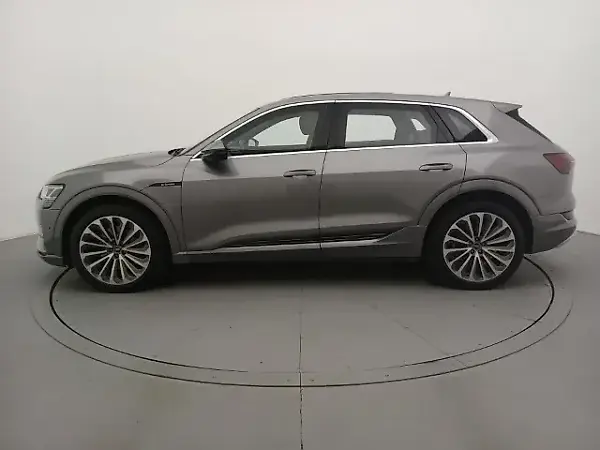 Audi E-tron - Imagem 2