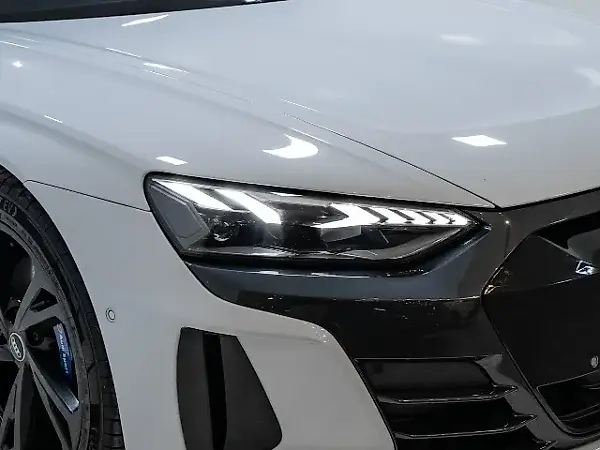 Audi E-tron  GT - Imagem 5