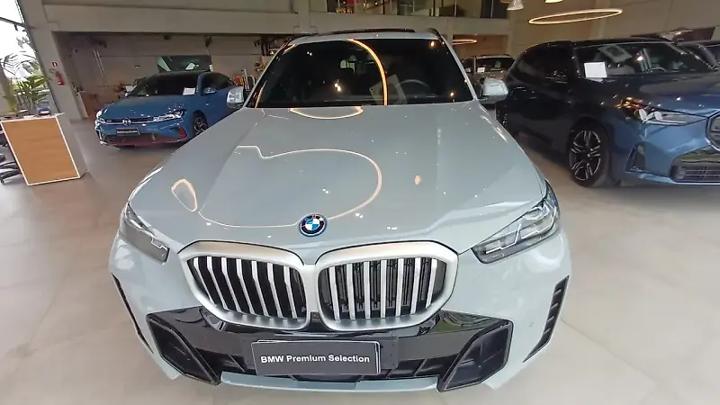 BMW X5 Xdrive50e - Imagem 2