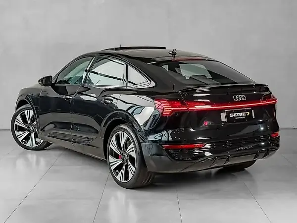 Audi Q8 E-tron Sportback - Imagem 4