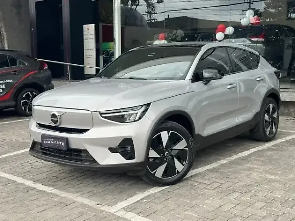 Volvo C40 Recharge - Imagem 1