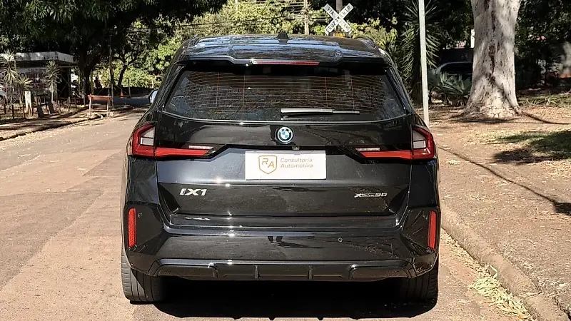 BMW IX1 - Imagem 5