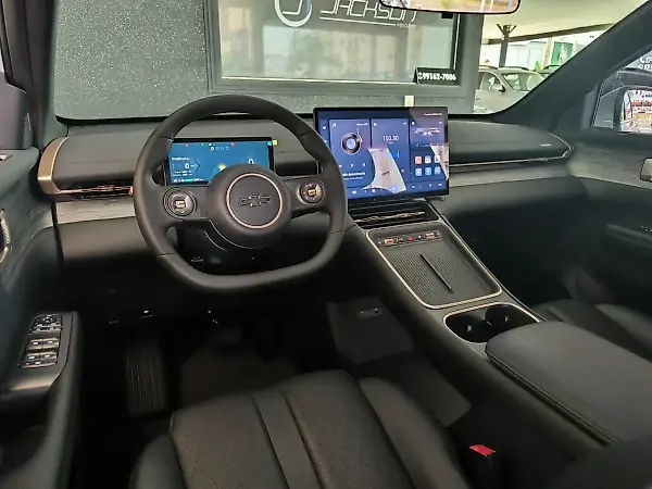 Chevrolet Captiva EV - Imagem 5